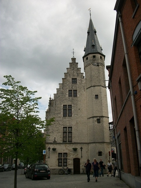 142-Vleeshuis