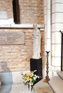 Statue