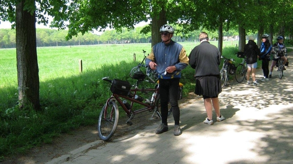 Fietsen Westuit Broechem 2012 075