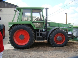 MEI 2012 TRACTORS 001