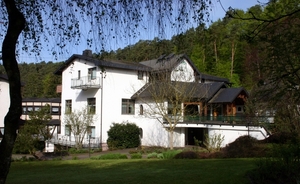 Hotel Waldhaus in Gondorf (naast Eifelpark)