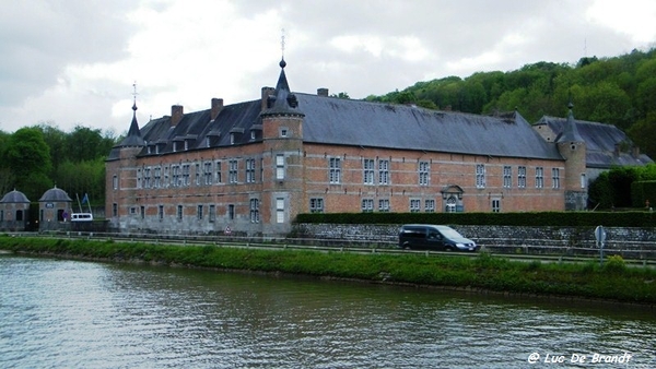 marche batteurs de cuir Dinant wandeling