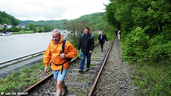 marche batteurs de cuir dinant wandeling