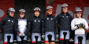 Team Specialized-Lululemon