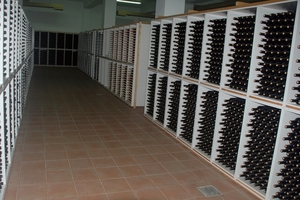 581 Kos Mei 2012 - busrit - wijnproeverij