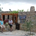 636 Kos Mei 2012 - busrit - Antimahia tradinioneel huis