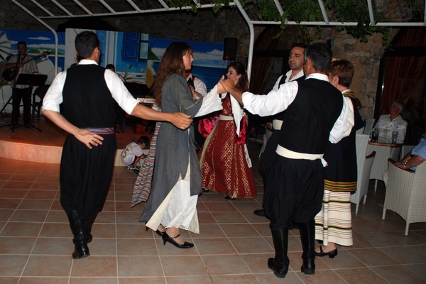 792 Kos Mei 2012 - folklore avond