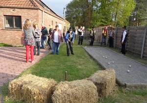 petanque en hoefijzer gooien