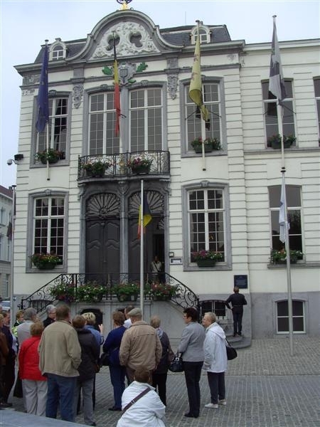 20120522.Lokeren 004 Stadhuis