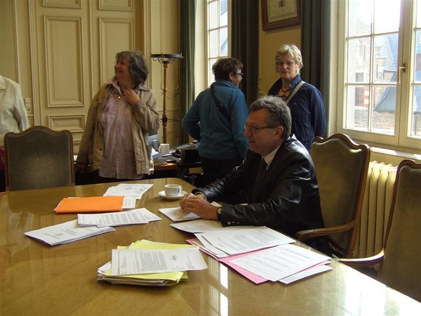 20120522.Lokeren 031 Stadssecretaris aan het werk