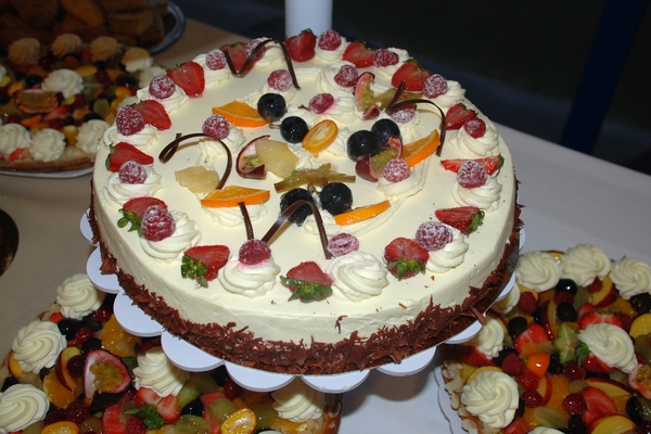 097  Feest Jef en Greta 27 mei 2012 - buffet van nagerechten