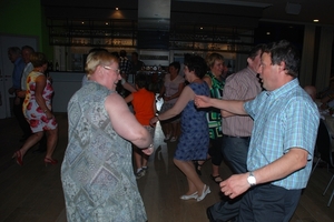 131  Feest Jef en Greta 27 mei 2012 - dansen en plezier
