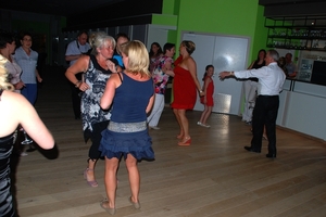 148  Feest Jef en Greta 27 mei 2012 - dansen en plezier