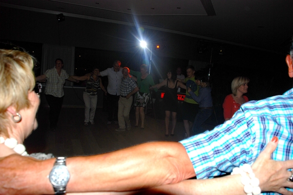 157  Feest Jef en Greta 27 mei 2012 - dansen en plezier