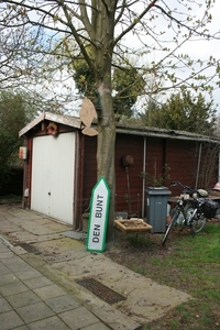 1 APRIL 2012 012