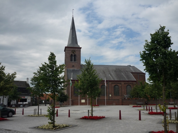 120720 KERK VAN POEKE