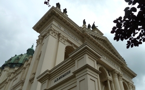 Basiliek voor en zijkant