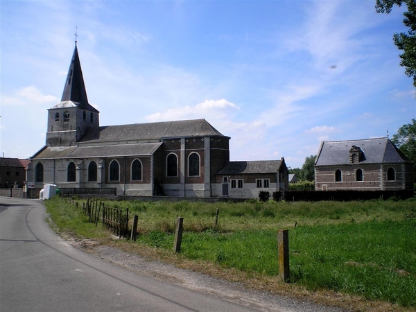 Tussen kerk en