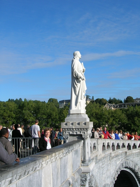 Aan de bovenste kerk