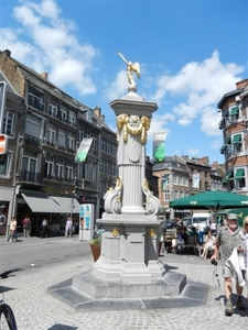 20120703.Namur 048 Place de l'Ange