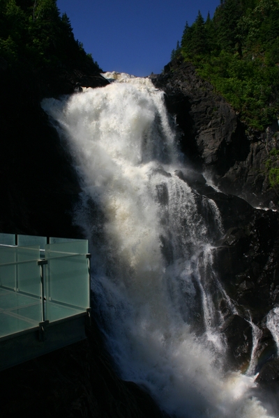 Val-Jalbert  -  spectaculaire waterval (72 m hoog)