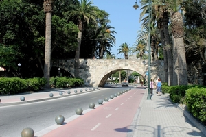 Toegangsbrug naar Burcht van Kos