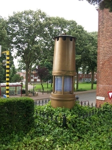 25-