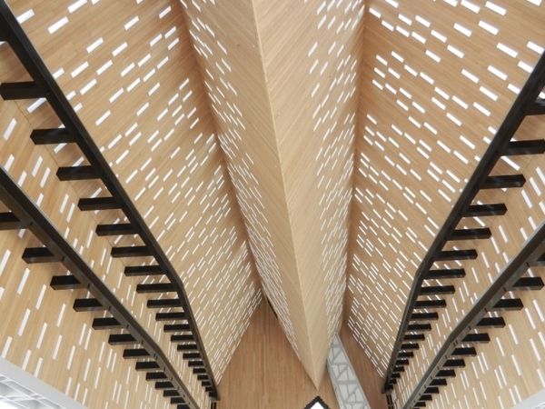 20120717.Gent 016(3)  Stadshall  binnenin