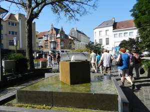 20120725.Aalst 006   op stap