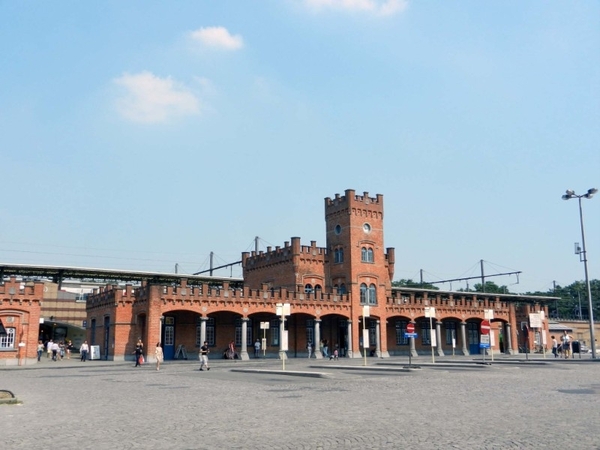 20120725.Aalst 052  station voorzijde