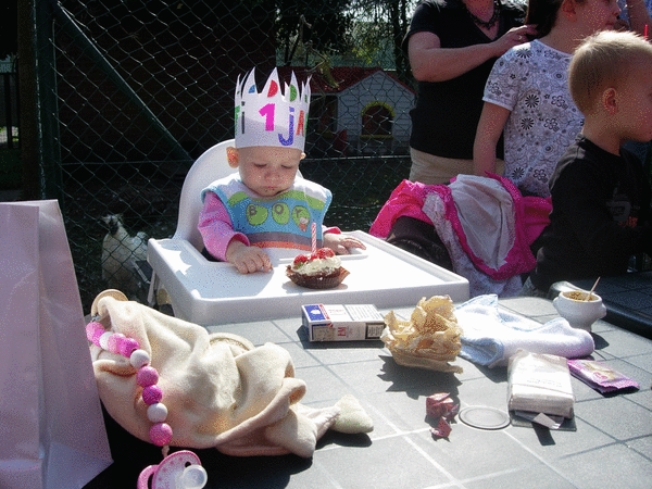 Steffi één jaar - 21-09-08 094