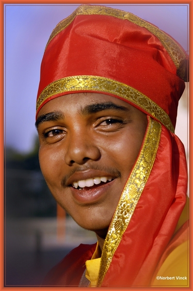 sized_sized_DSC44370a opening bloementapijt Moorsel