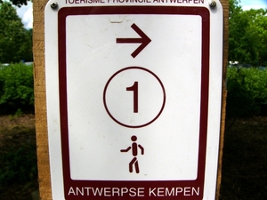 12-06-15 Onthulling 1e paaltje 02