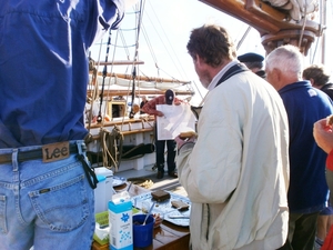 Zo gaan we varen wijst de schipper !