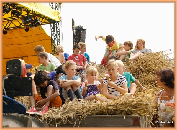 sized_sized_DSC44800a pikkeling  baardegem- kinderplezier
