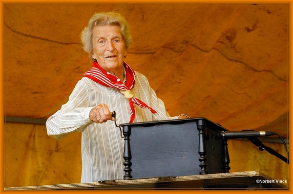 sized_sized_DSC44799a pikkeling  baardegem- Anna en haar liereke