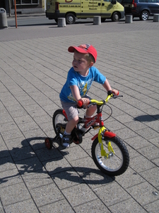 25) Ruben op het grote stationsplein