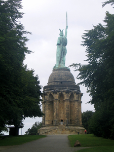 hermansdenkmal