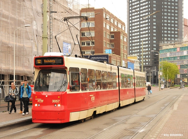 HTM 3057 lijn12  DEN HAAG HS 20160525 10u52