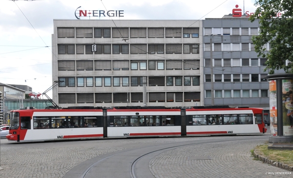 VAG 1009 lijn 4  NÜRNBERG 20170617