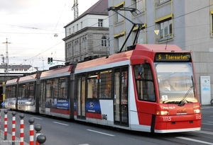 VAG 1115 lijn 5 NÜRNBERG 20170617 20u51