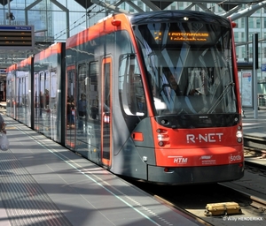 HTM R-NET 5013 lijn2 DEN HAAG CS 12u59