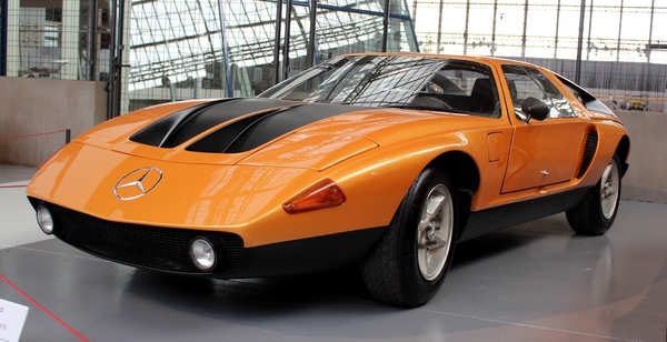 oldtimer mercedes c111 4-schijfs wankel autoworld