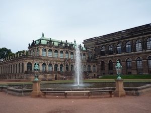 1A Dresden, Zwinger, binnenplaats _P1120571