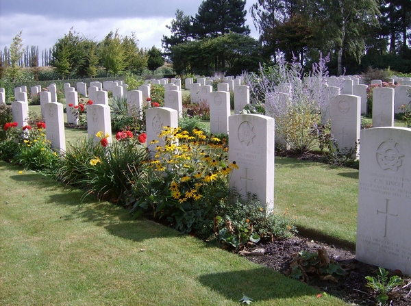 ABRAHAMVIERING 05-09-2009 010