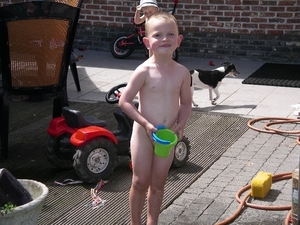 KINDEREN 014