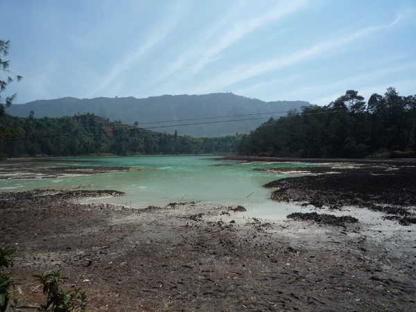 1E Dieng plateau, meer der Kleuren, Telaga Warna _P1130849