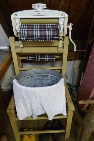 188-Waskuip en droogrol