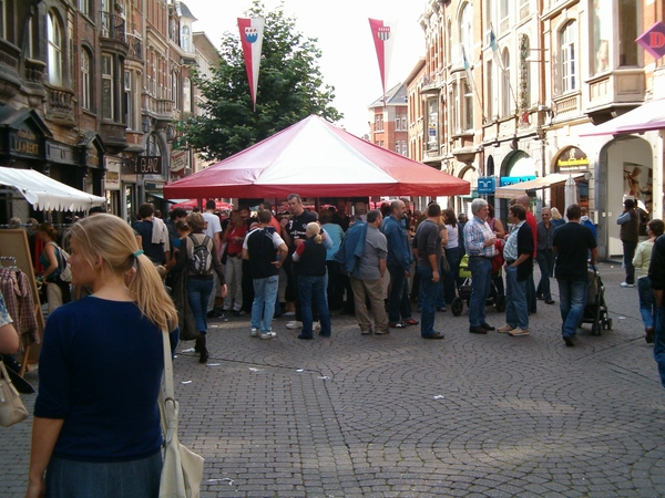 JAARMARKT 2006 010