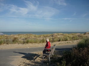 120930 DE GROEDE NL ZICHT OP ZEE